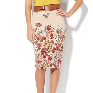 7th Avenue - Floral Pencil Skirt